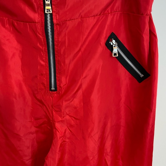 Red Mesh Knee Zipper Joggers - Picture 5 of 7